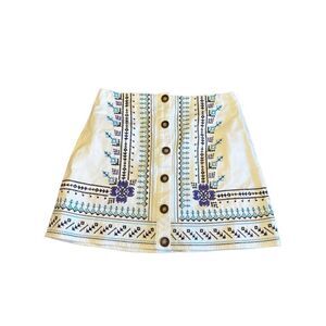 Blue rain Francesca’s white blue embroidered mini skirt button up shirt boho M